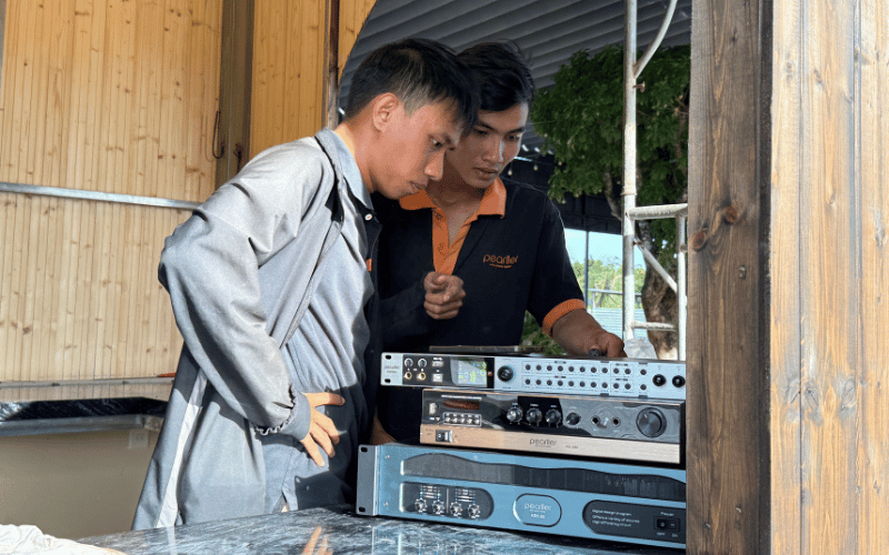 8lap dat dan loa nghe nhac cho nha hang tai nha trang