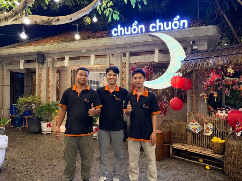 bo tri he thong loa treo tuong cho quan cafe tai binh duong (6)