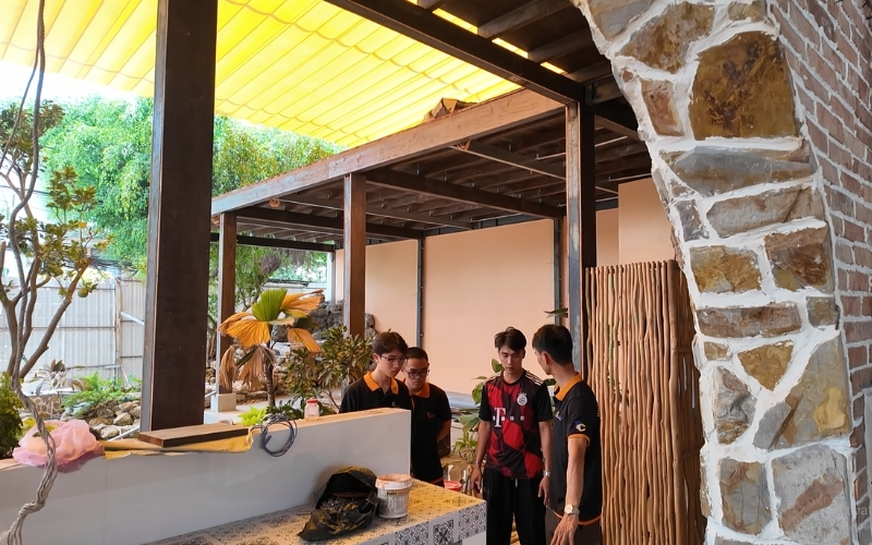 bo tri he thong loa treo tuong cho nha hang tai an giang (7)