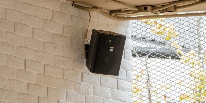 1 Loa Treo Tường JBL Control 25AV LS