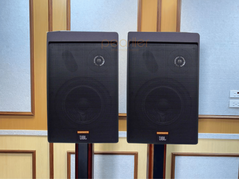 1 Loa Treo Tường JBL Control 5