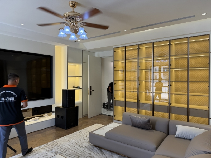 loa jbl sân khấu