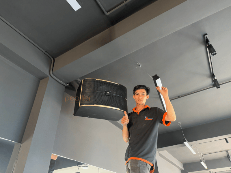 loa quan bar jbl pasion 12