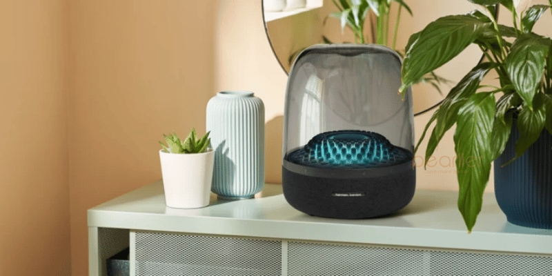1Harman Kardon Aura Studio 4