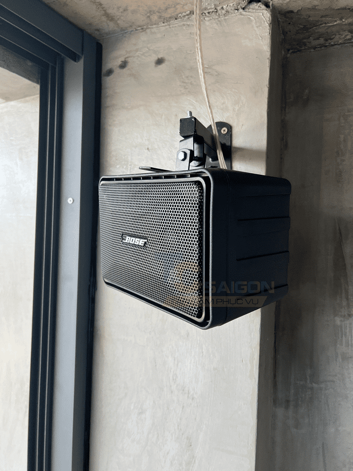 bose 101 quan cafe