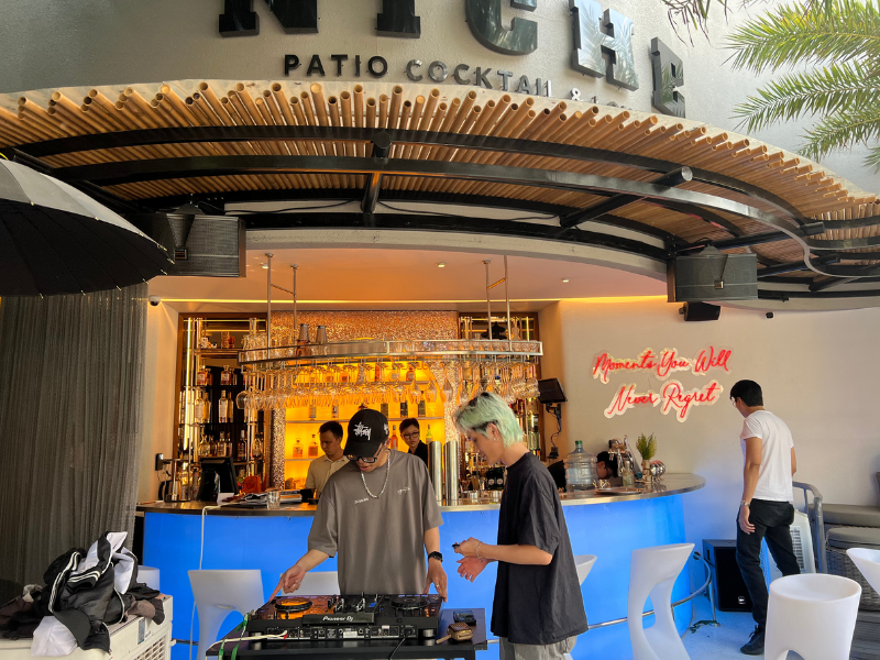 1lap dat am thanh quan lounge tp hcm