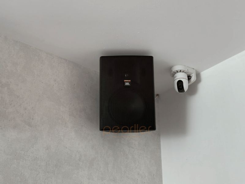 1 Loa Treo Tường JBL Control 28