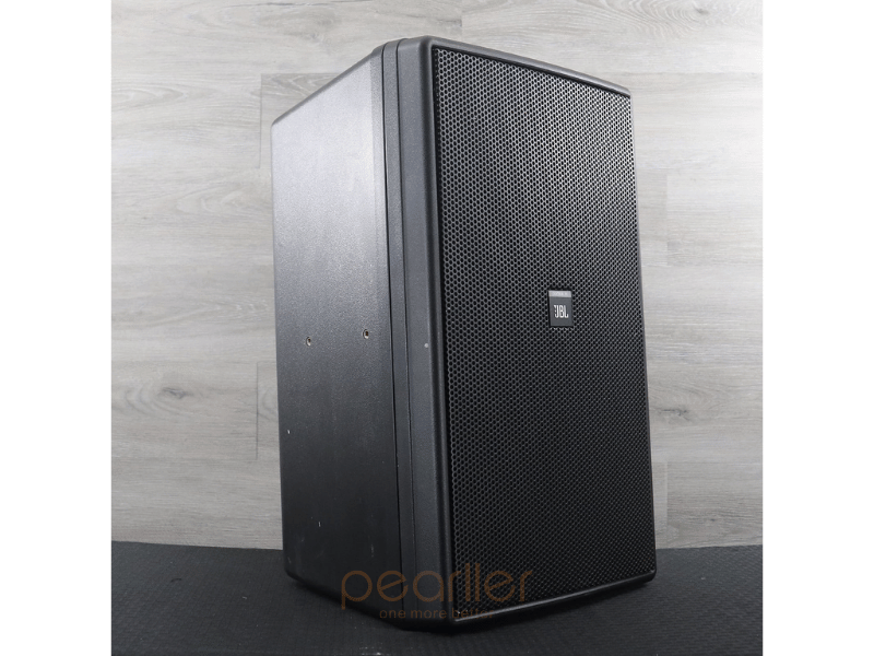 1 Loa Treo Tường JBL Control 30